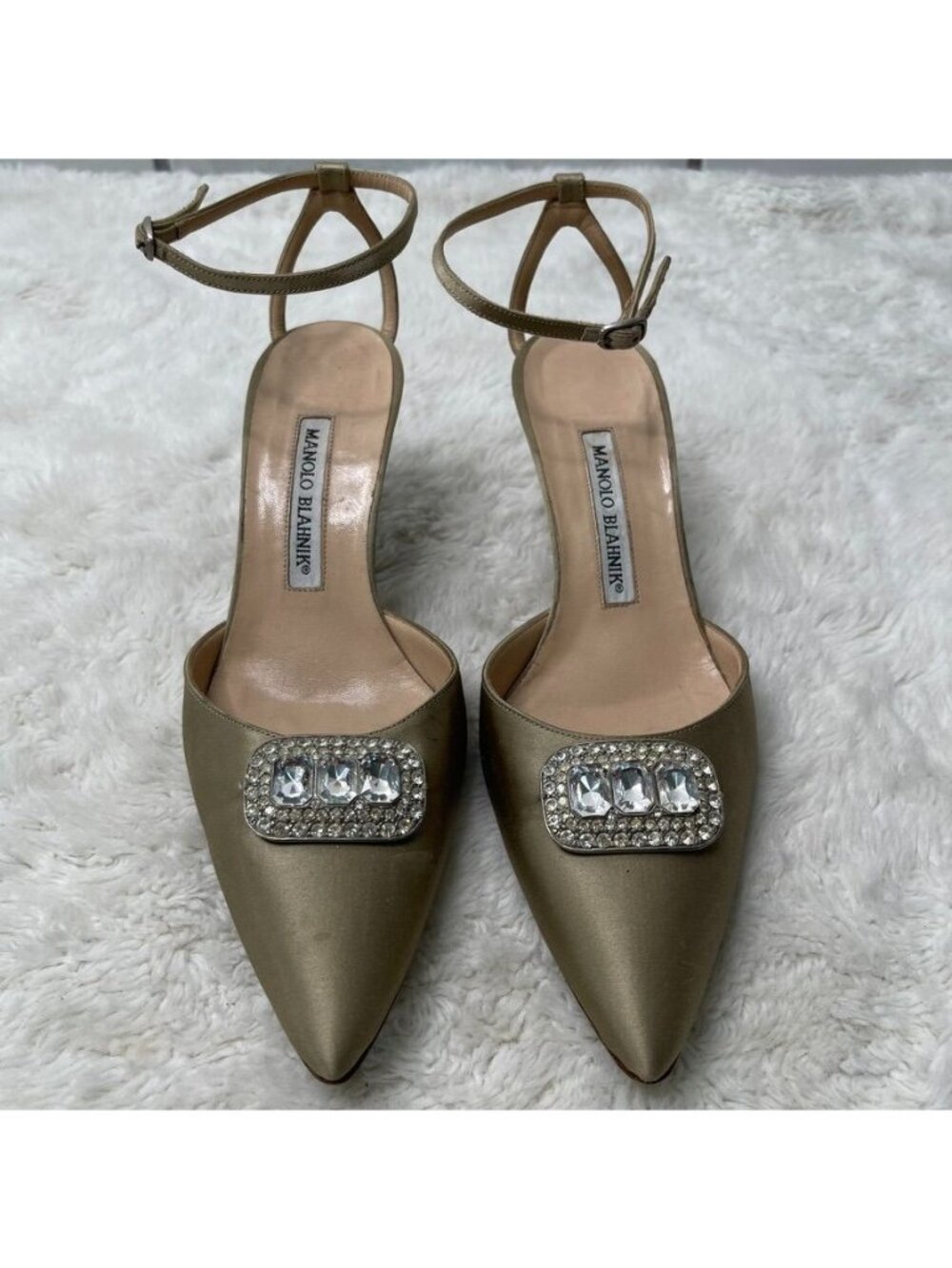 Manolo Blahnik Hangisi Champagne Satin Slingback Pumps Crystal Buckle Size 37.5